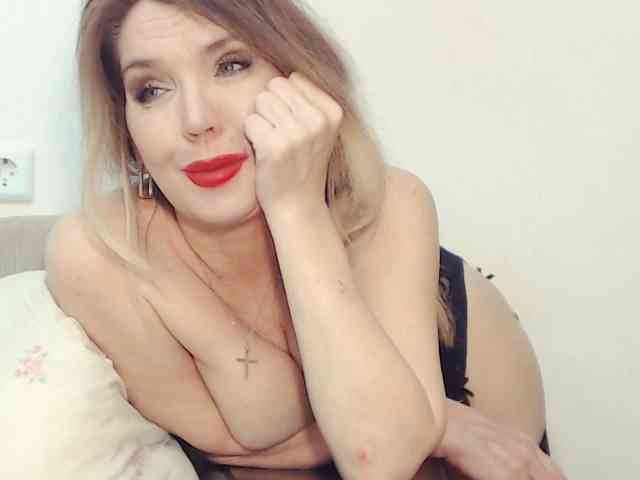 Drakulaura1 webcam