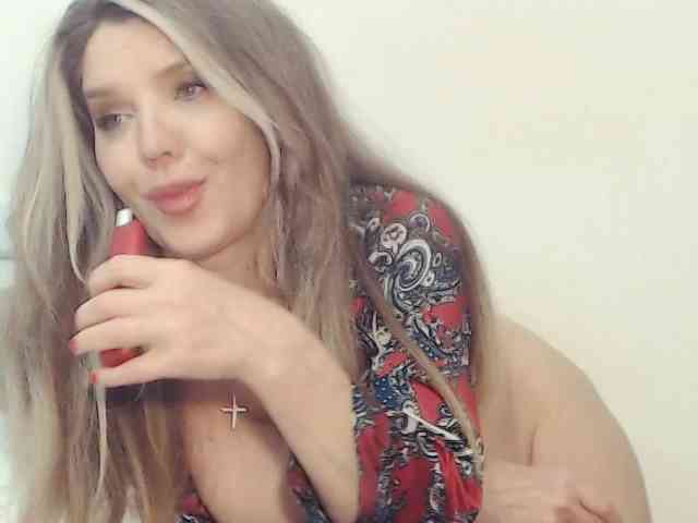 Drakulaura1 webcam