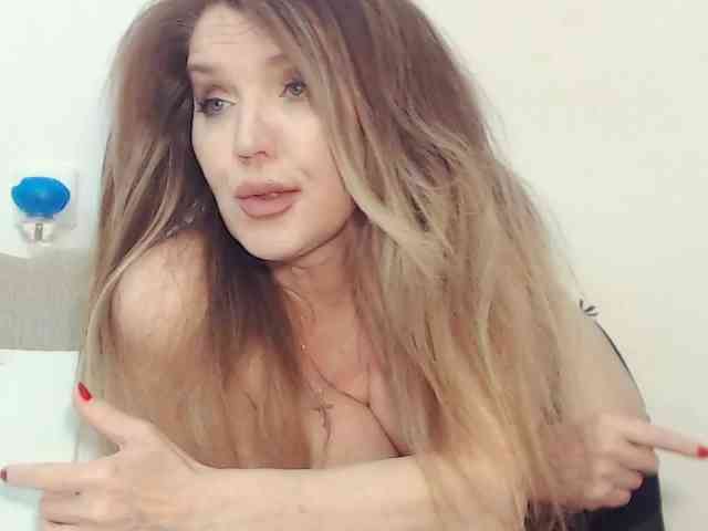 Drakulaura1 webcam