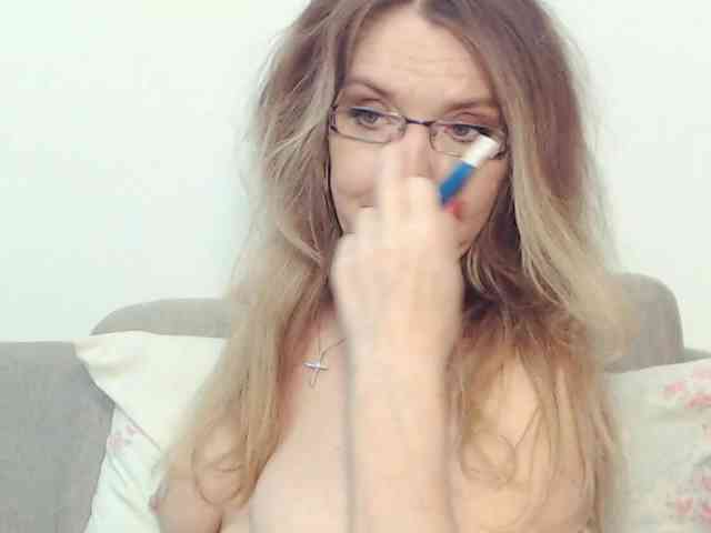 Drakulaura1 webcam