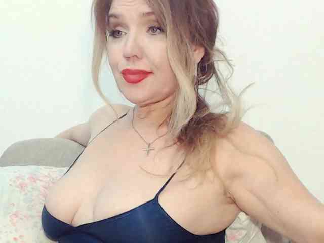 live video porn Drakulaura1