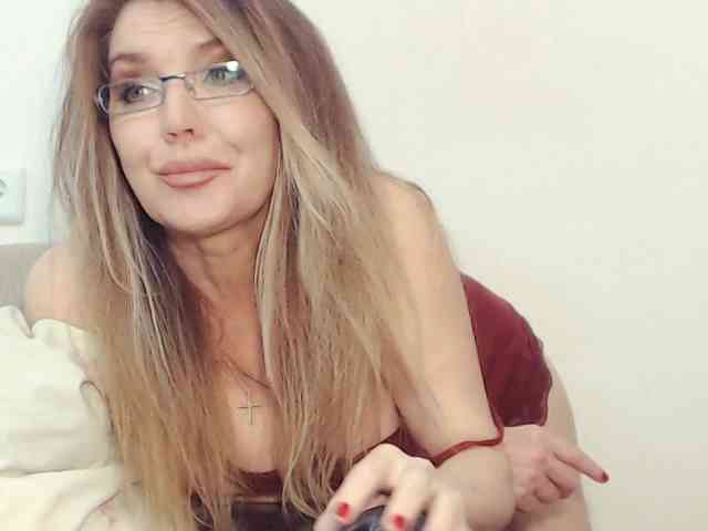 Drakulaura1 webcam