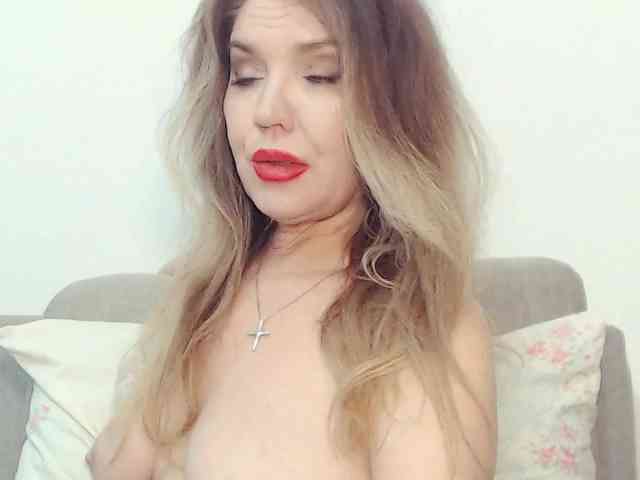Drakulaura1 webcam