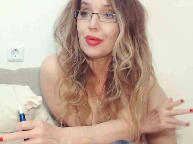 Drakulaura1 webcam