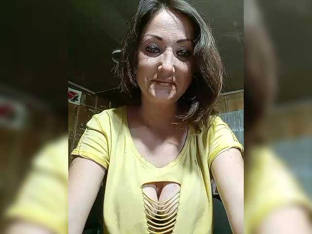 YouGirlXXX's BongaCams show and profile