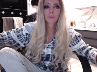blondalina Porn Show