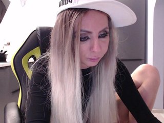 blondalina Porn Show