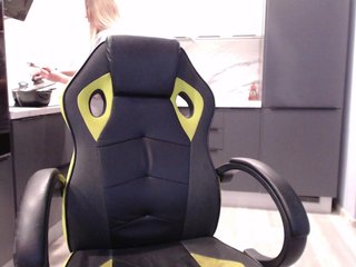 blondalina Porn Show