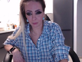 blondalina Porn Show