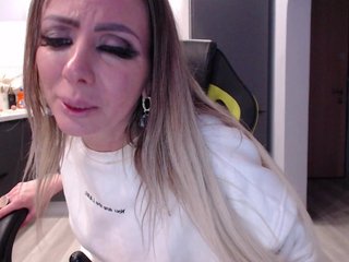 blondalina Porn Show