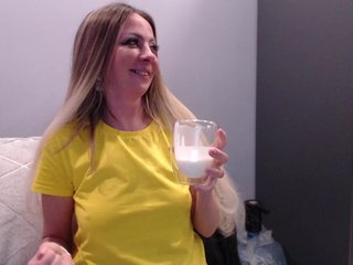 blondalina Porn Show