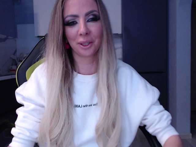 Preview of blondalina