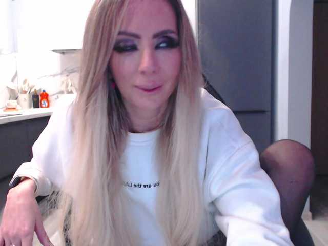 Preview of blondalina