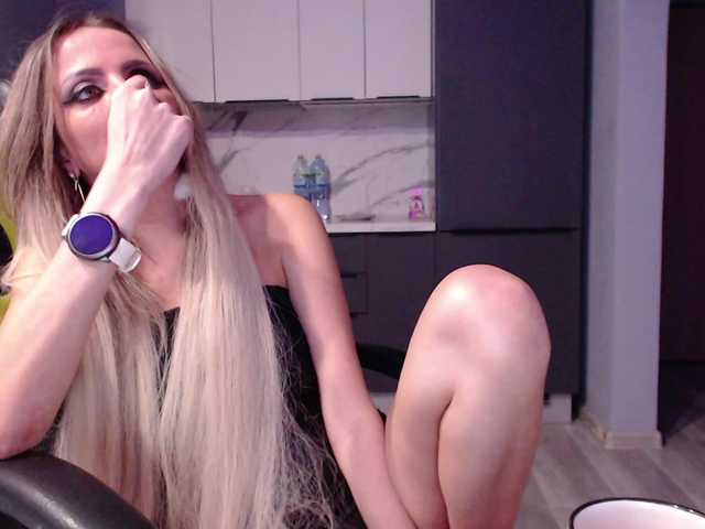  blondalina chat room