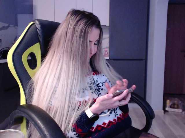 blondalina live cam