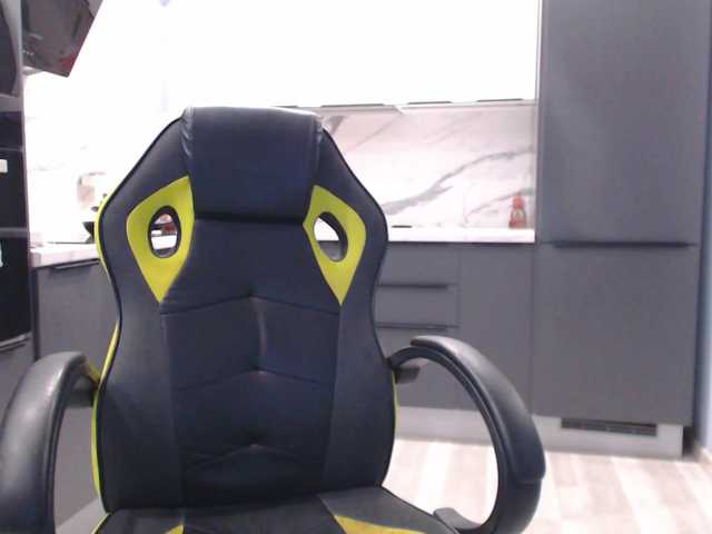 blondalina's BongaCams show and profile