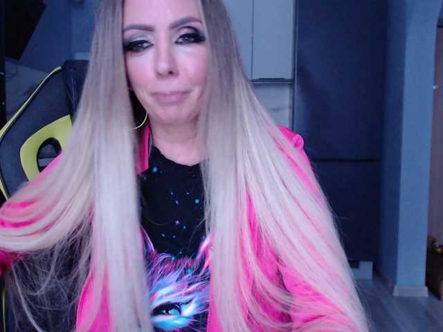 blondalina live sex