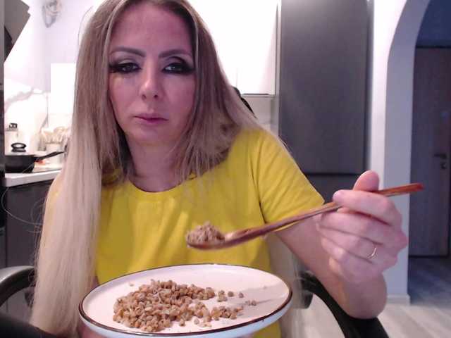 go to chat with blondalina