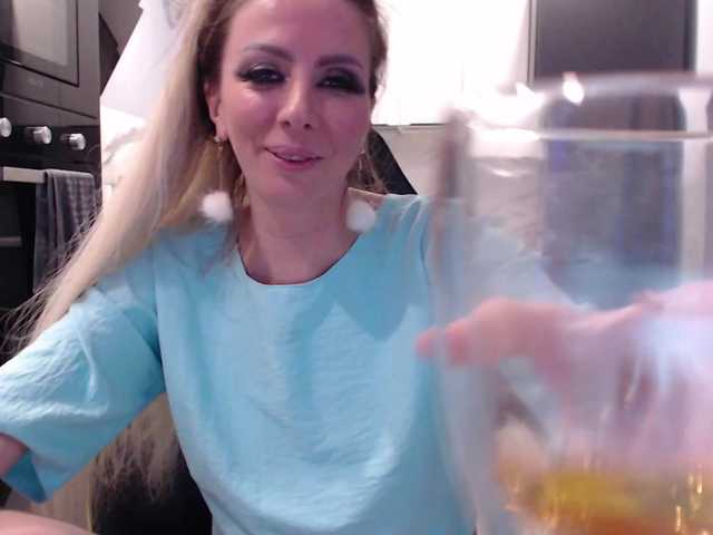 blondalina live sex show