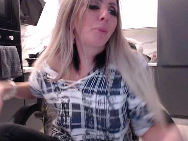 Preview of blondalina