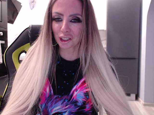 blondalina live sex