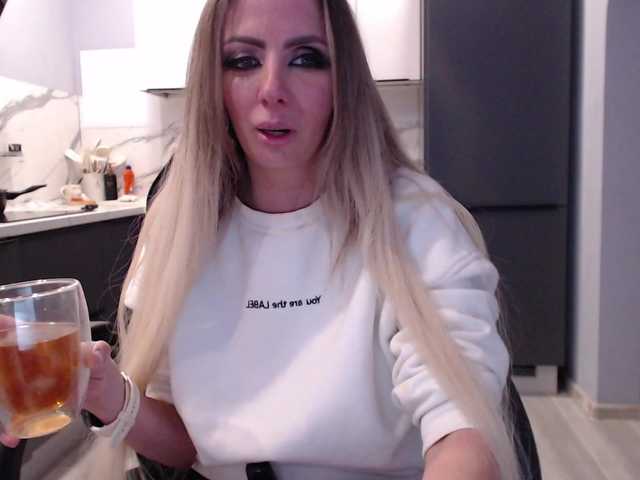 go to chat with blondalina