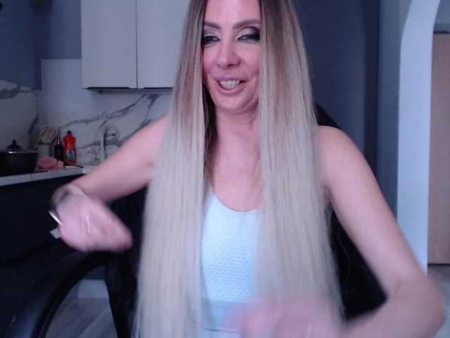 blondalina live sex