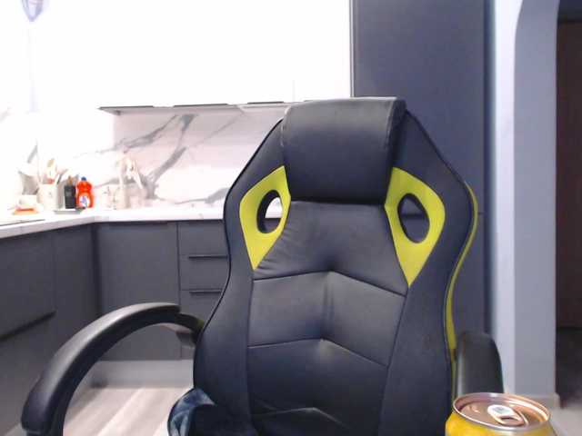 blondalina's BongaCams show and profile