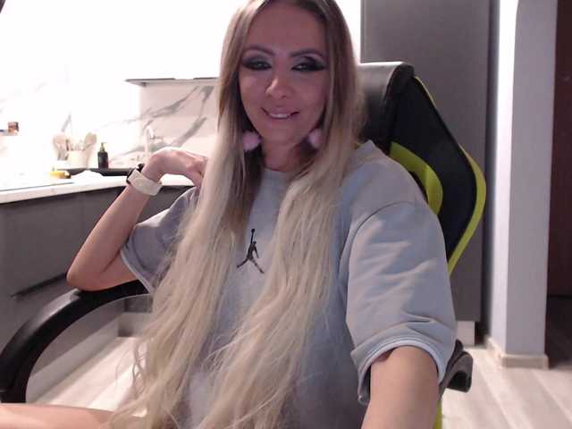 go to chat with blondalina