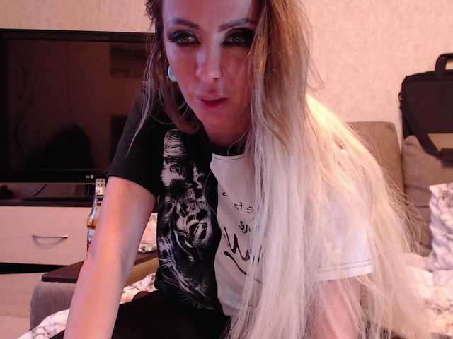 blondalina cam belle