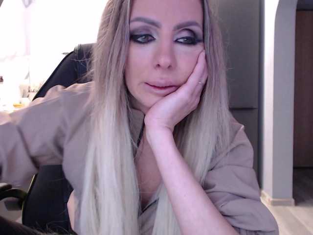 blondalina live sex