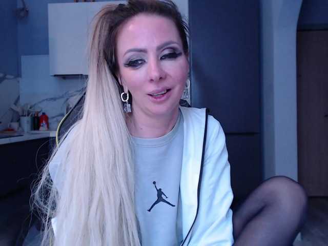 Preview of blondalina