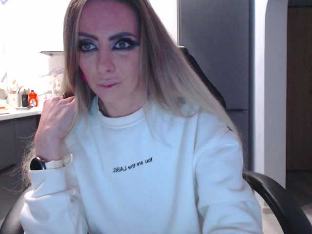 Preview of blondalina