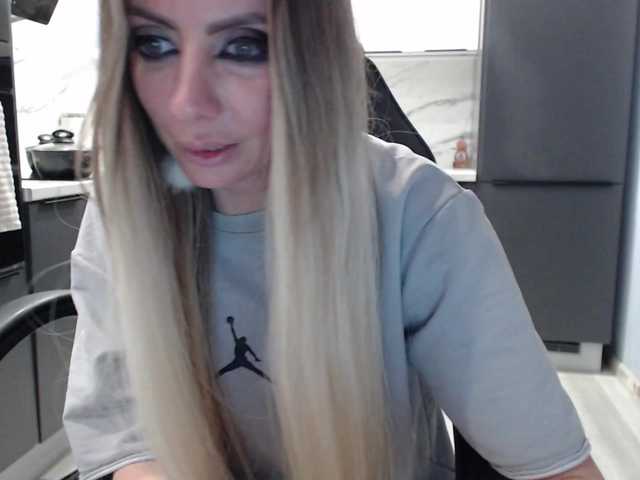 blondalina cam belle