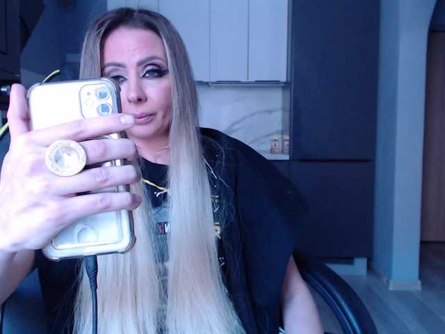 Preview of blondalina