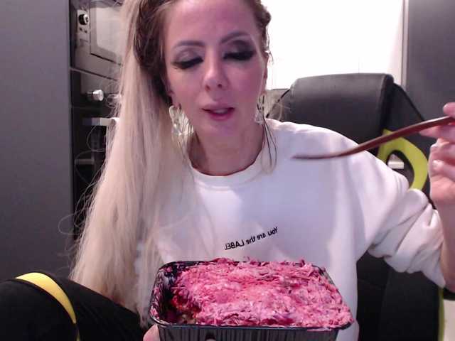 Preview of blondalina