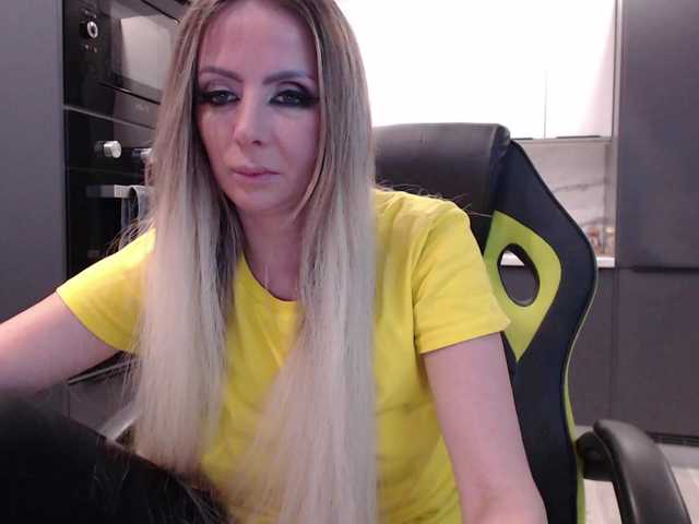 blondalina live sex