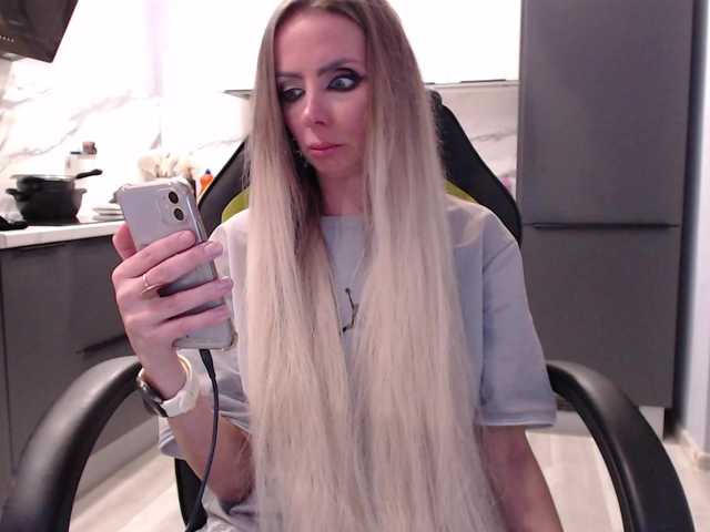 Preview of blondalina