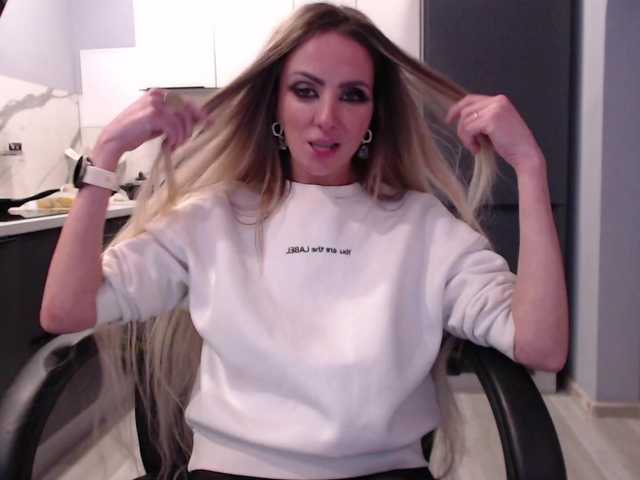 Preview of blondalina