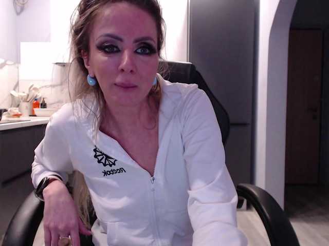 blondalina live sex