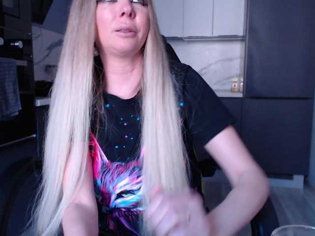 blondalina cam belle