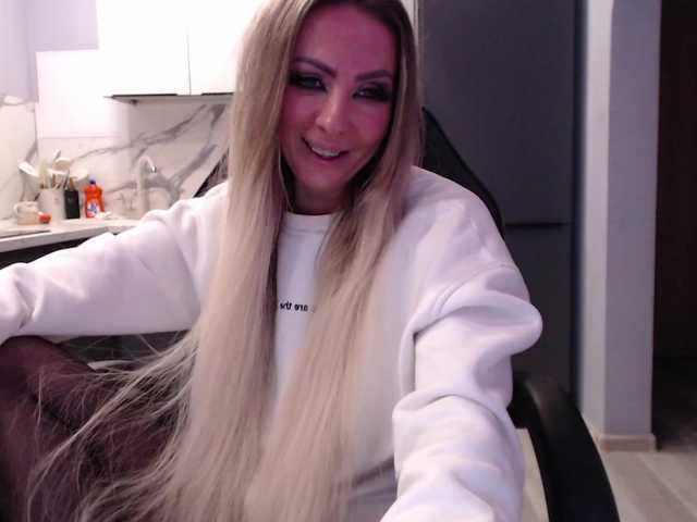 Preview of blondalina