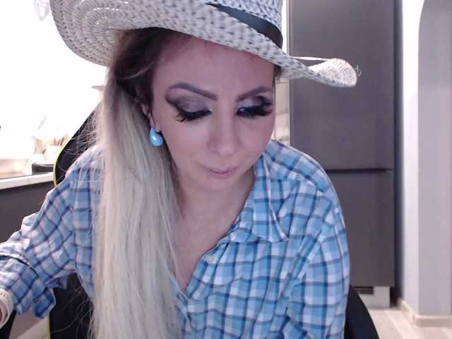 Preview of blondalina