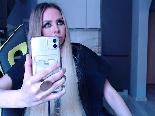 blondalina live sex show