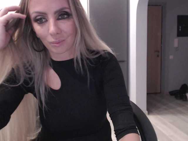 Preview of blondalina