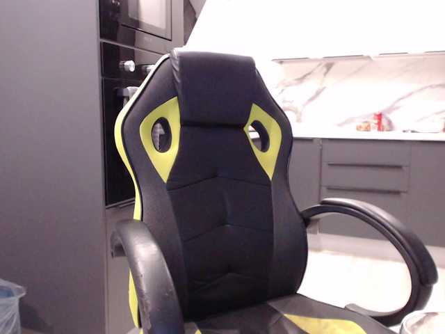 blondalina's BongaCams show and profile