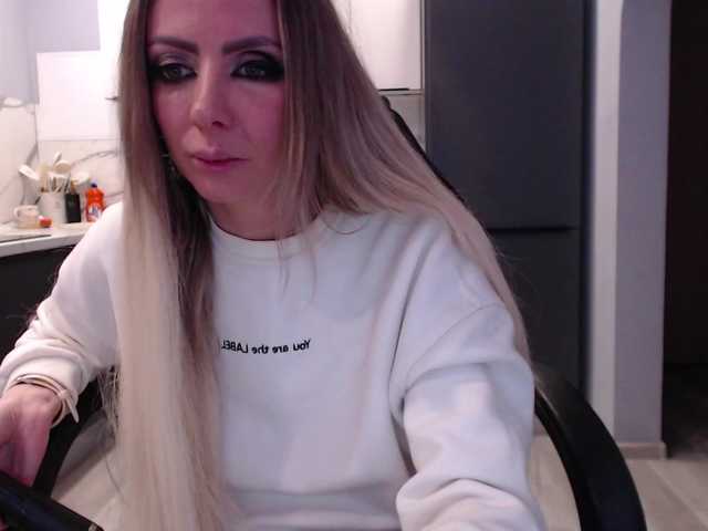 Preview of blondalina