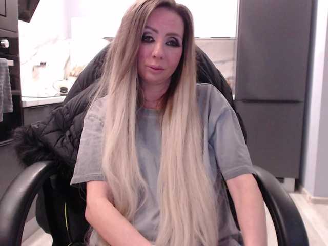 blondalina live sex