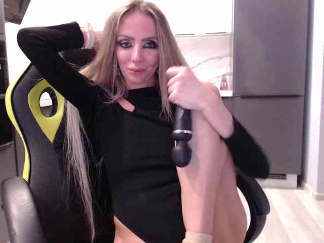 blondalina webcam
