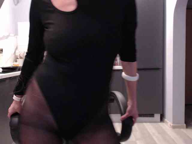 blondalina webcam
